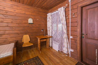 Гостевой дом Кругобайкальская Байкальск Двухместный номер с 2 отдельными кроватями-3